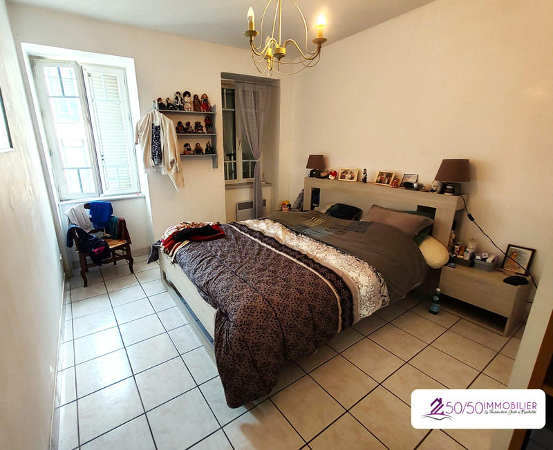 Appartement - 84 m² - 3 pièces