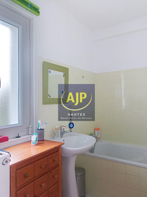 Appartement - 103 m² - 5 pièces