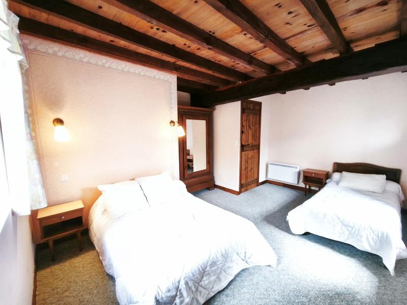 Corps de ferme - 388 m² - 9 pièces