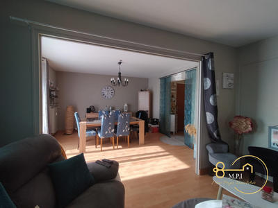 Appartement - 75 m² - 3 pièces