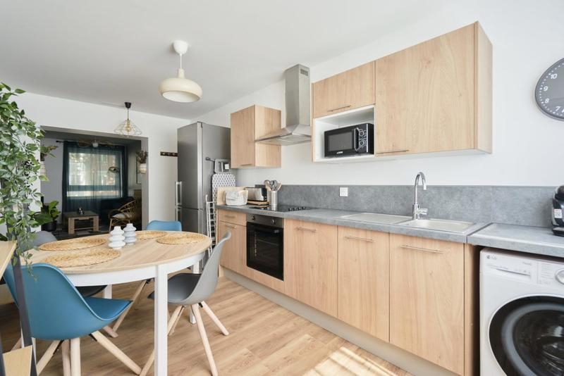 Appartement - 75 m² - 5 pièces