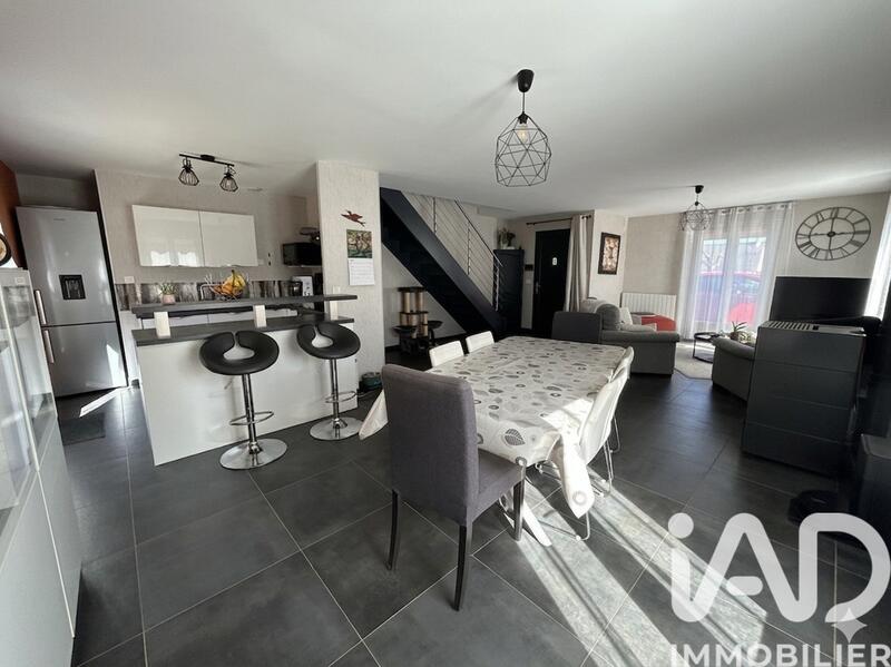 Maison - 136 m² - 6 pièces