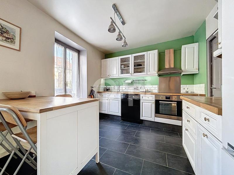 Maison - 100 m² - 5 pièces