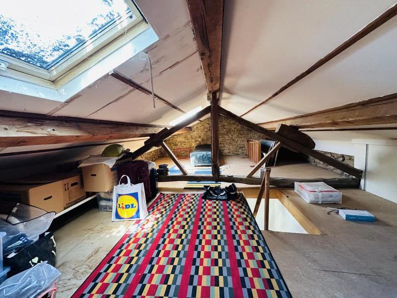 Propriété - 300 m² - 12 pièces