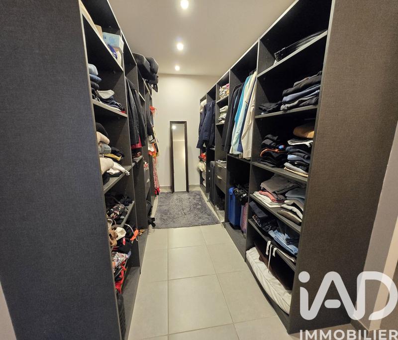 Maison - 167 m² - 7 pièces