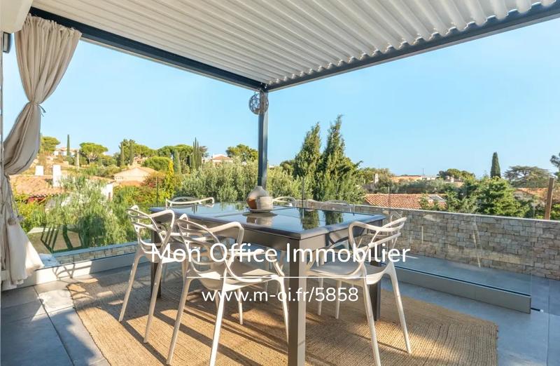 Maison - 185 m² - 7 pièces