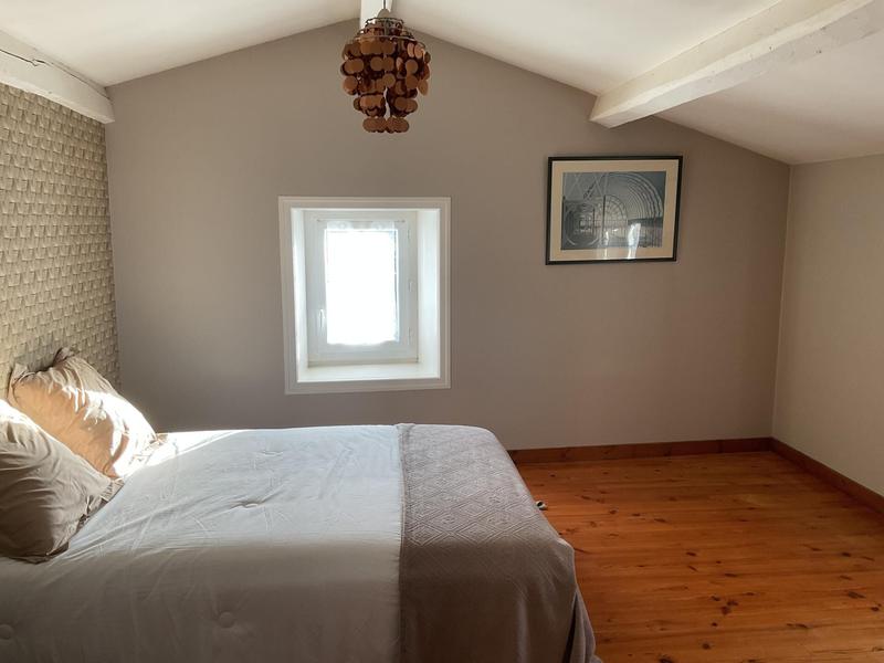 Maison - 205 m² - 7 pièces