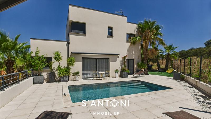 Maison - 130 m² - 5 pièces