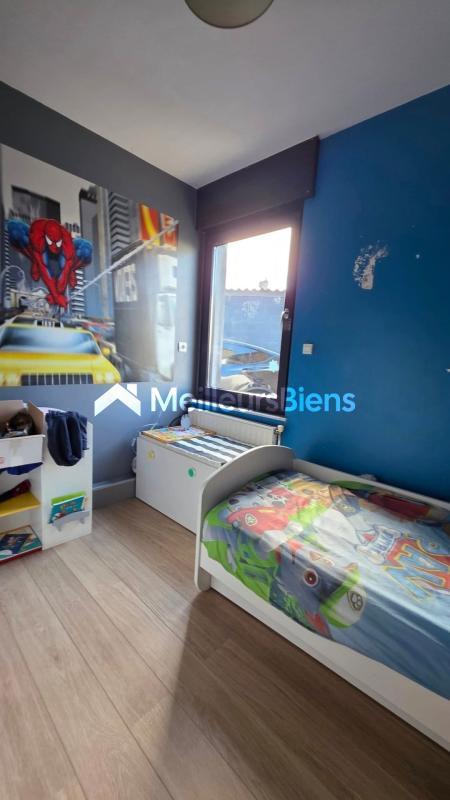 Maison - 163 m² - 7 pièces