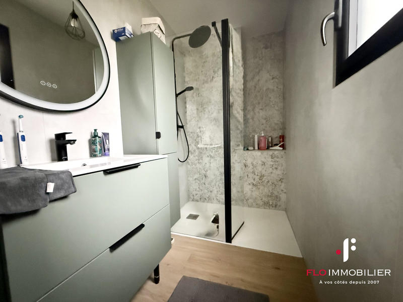 Maison - 167 m² - 7 pièces