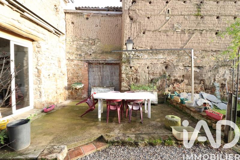 Maison - 238 m² - 6 pièces