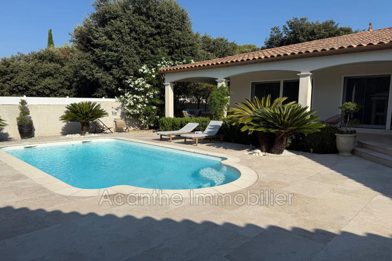 Villa - 203 m² - 6 pièces