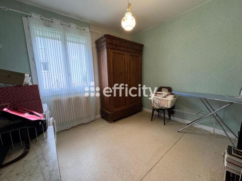 Pavillon - 105 m² - 7 pièces