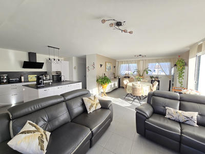 Maison - 106 m² - 4 pièces