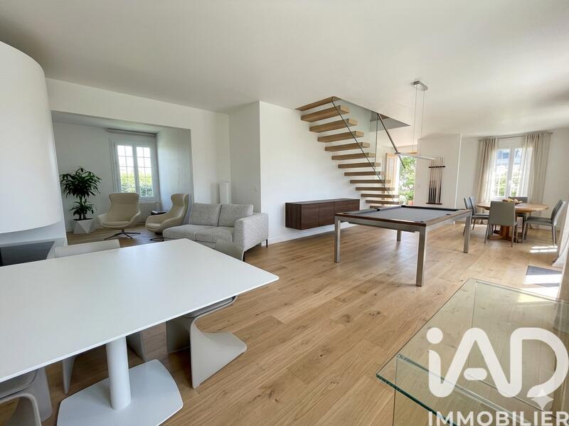 Maison - 193 m² - 7 pièces