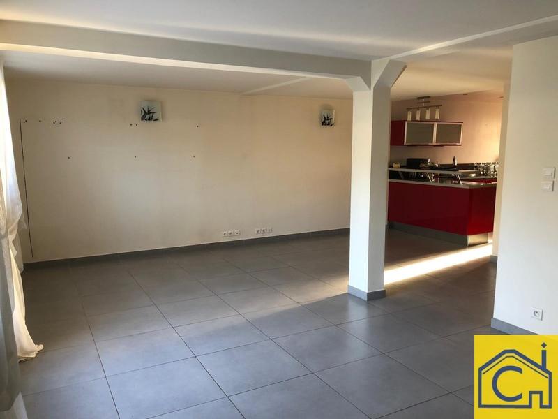 Maison - 138 m² - 6 pièces