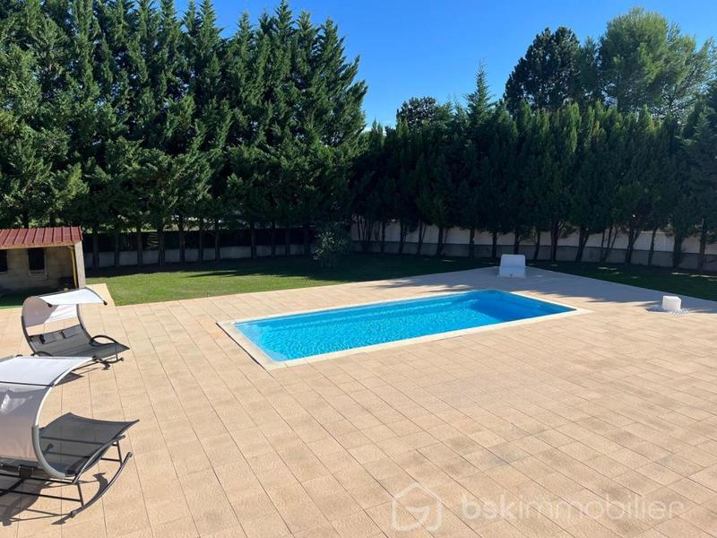 Villa - 460 m² - 14 pièces