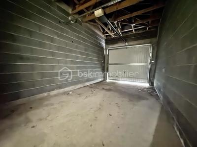 Appartement - 99 m² - 5 pièces