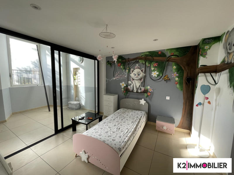 Appartement - 134 m² - 3 pièces