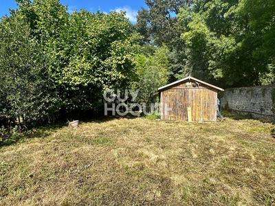 Terrain constructible - 876 m²