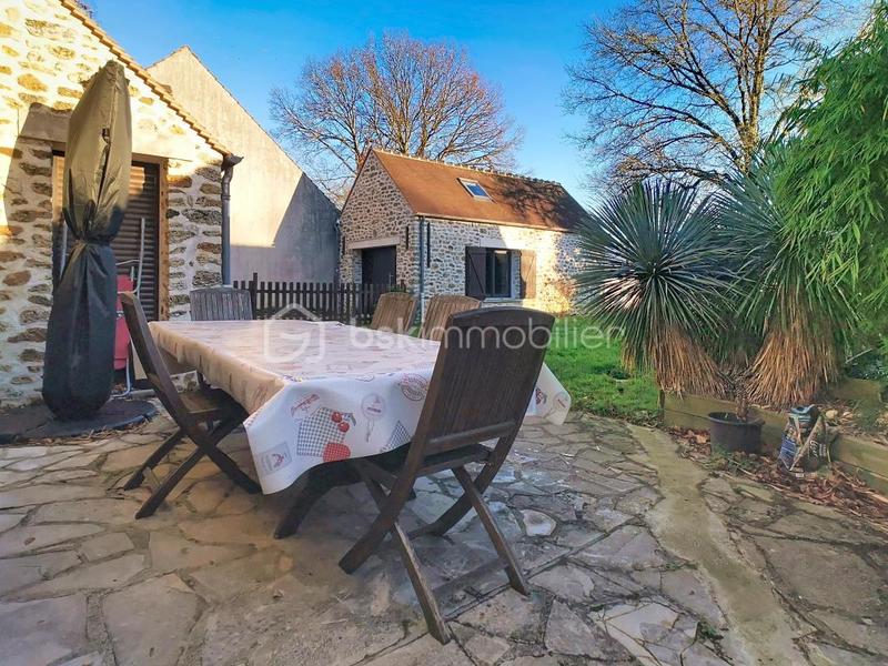 Maison - 202 m² - 6 pièces