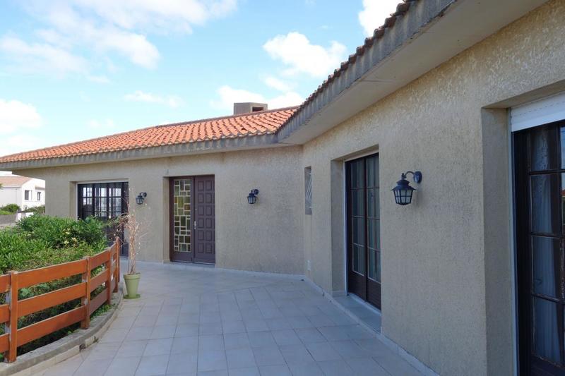 Villa - 268 m² - 6 pièces