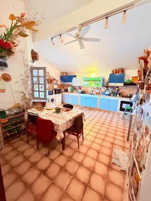 Villa - 208 m² - 6 pièces