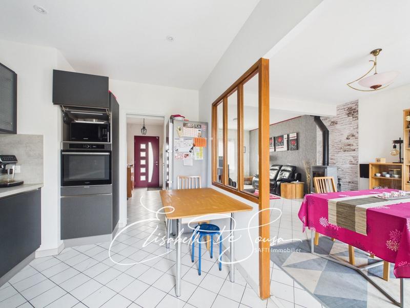 Maison - 109 m² - 6 pièces