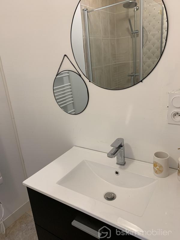 Propriété - 252 m² - 7 pièces