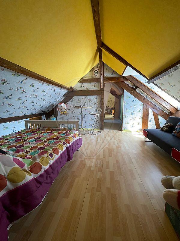 Maison - 152 m² - 6 pièces