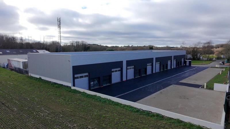 Bureau - 390 m² - 1 pièce