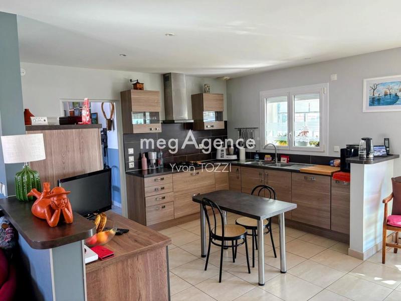 Maison - 159 m² - 7 pièces