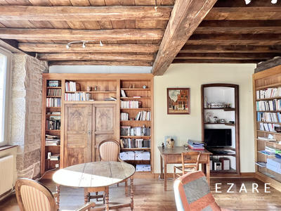 Maison - 315 m² - 12 pièces