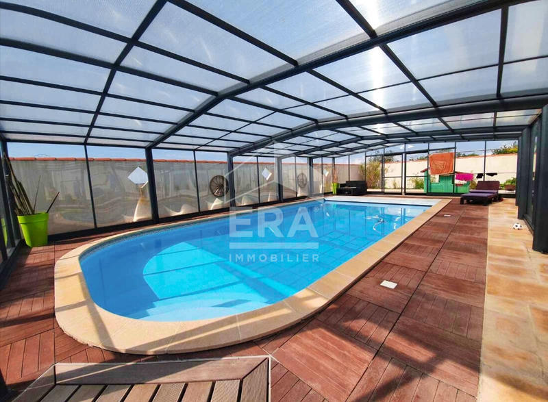 Maison - 196 m² - 7 pièces