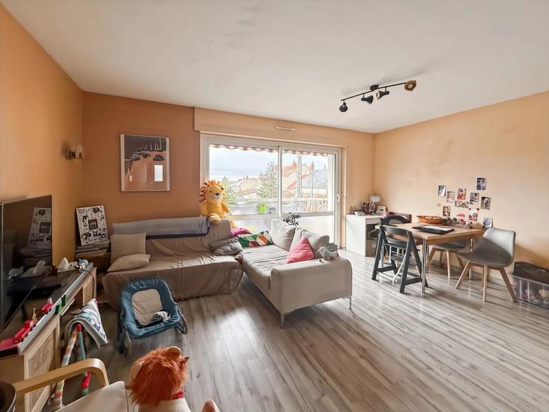 Appartement - 67 m² - 3 pièces