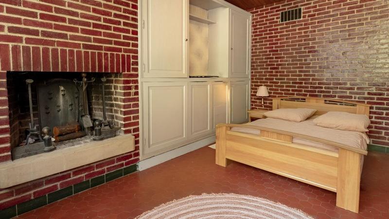 Maison - 280 m² - 8 pièces