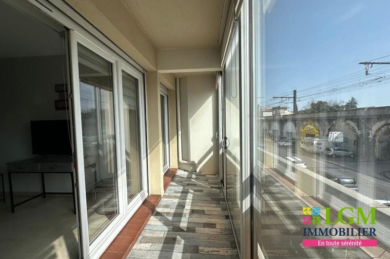 Appartement - 85 m² - 3 pièces