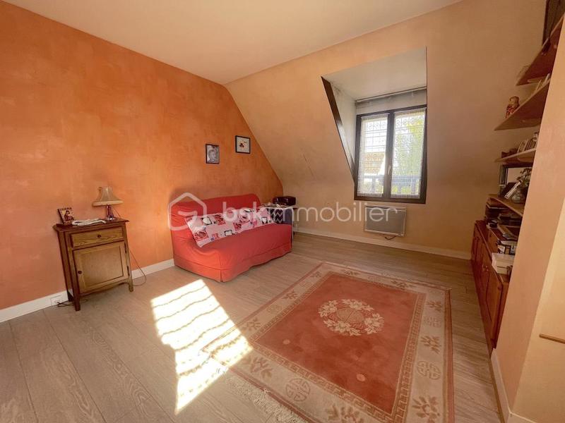 Maison traditionnelle - 165 m² - 6 pièces