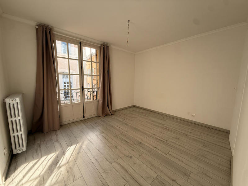 Appartement - 70 m² - 4 pièces