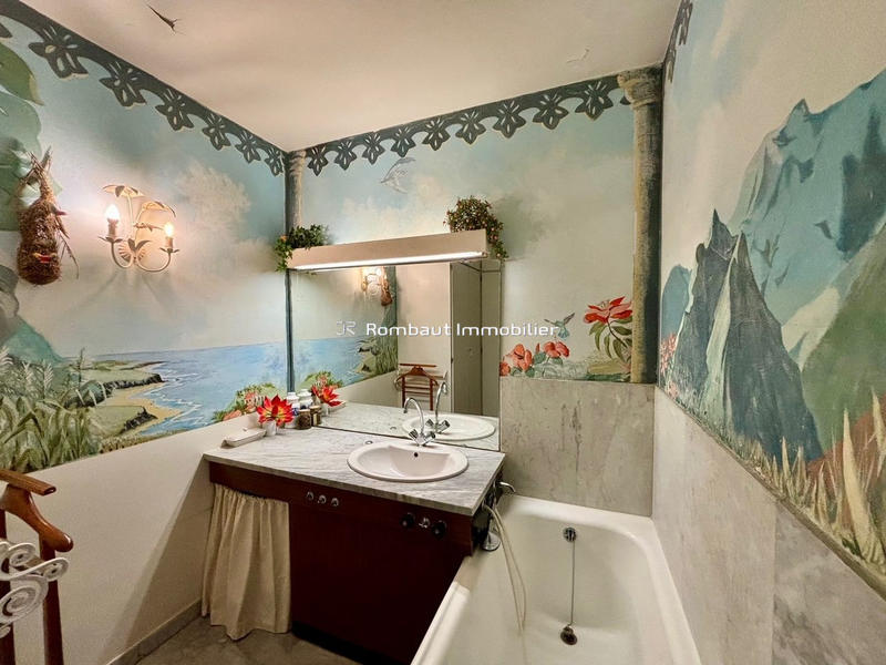 Appartement - 129 m² - 7 pièces