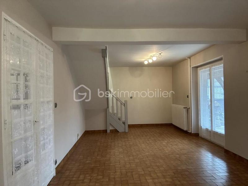 Maison en pierre - 100 m² - 5 pièces