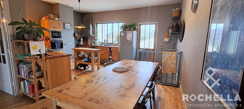 Maison ancienne - 320 m² - 10 pièces