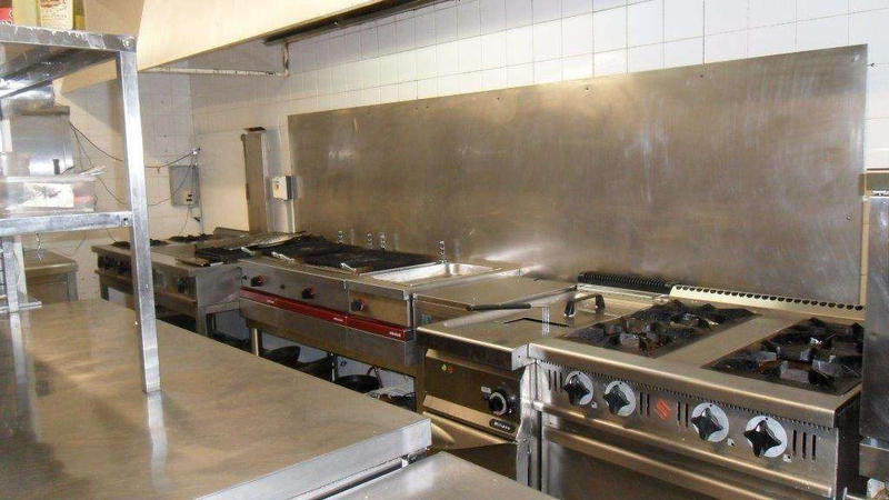 Maison - 450 m² - 10 pièces