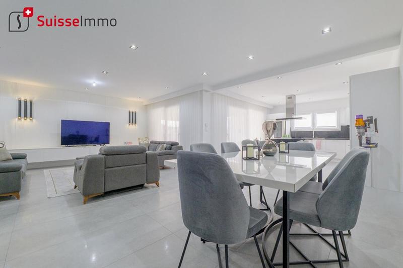 Maison - 195 m² - 7 pièces