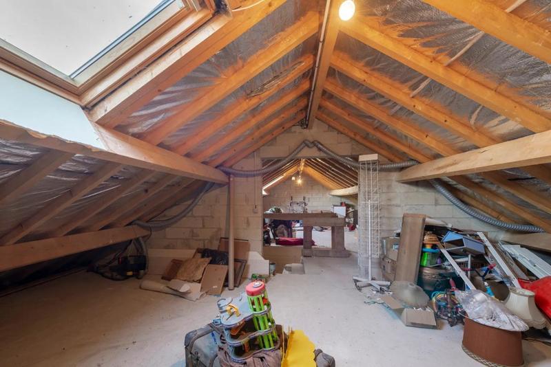 Maison - 308 m² - 11 pièces