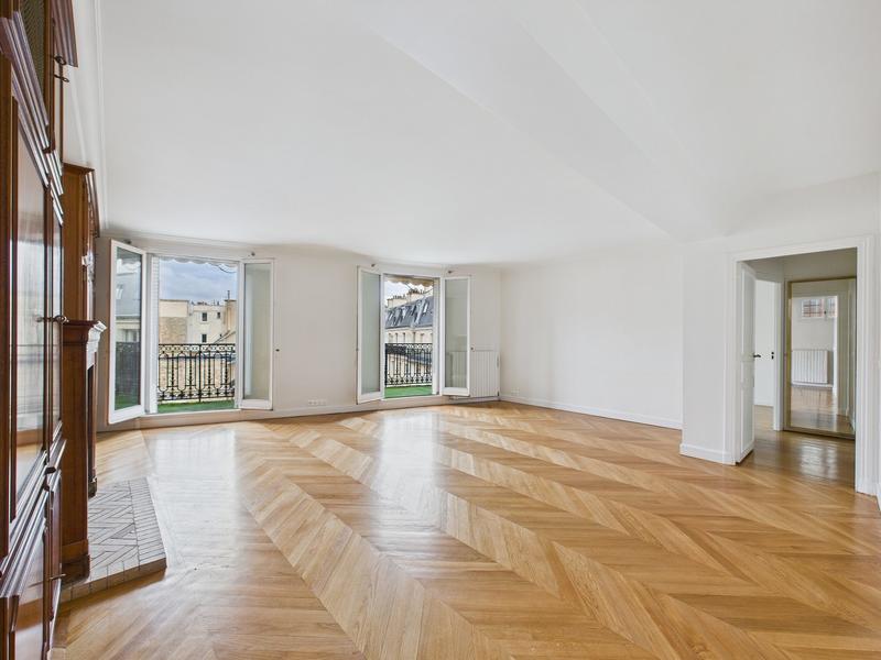 Appartement - 85 m² - 3 pièces