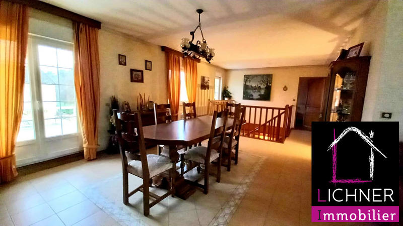 Maison - 139 m² - 6 pièces