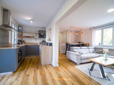 Maison - 80 m² - 4 pièces