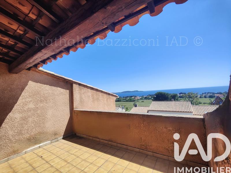 Maison - 176 m² - 6 pièces