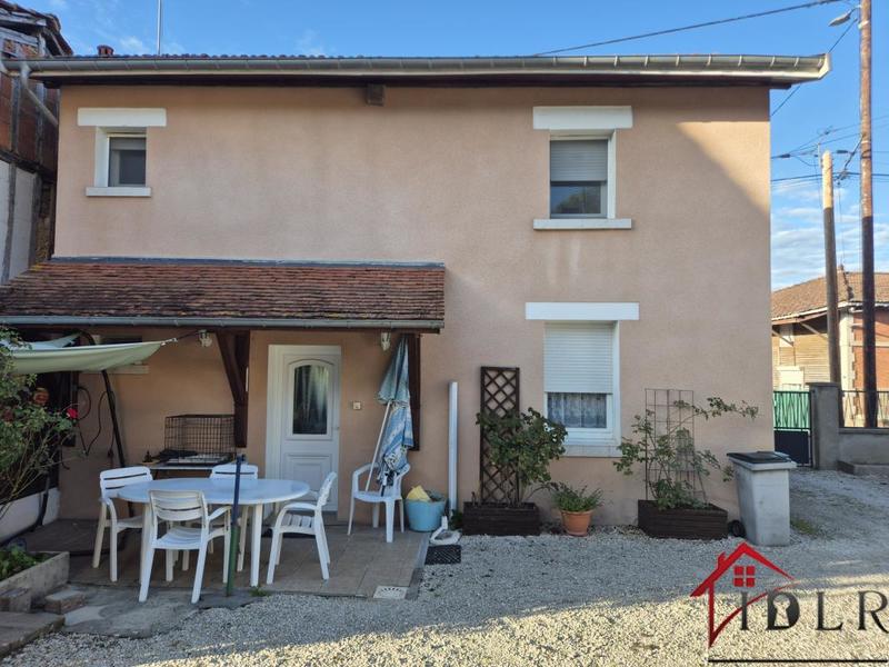 Maison - 155 m² - 8 pièces